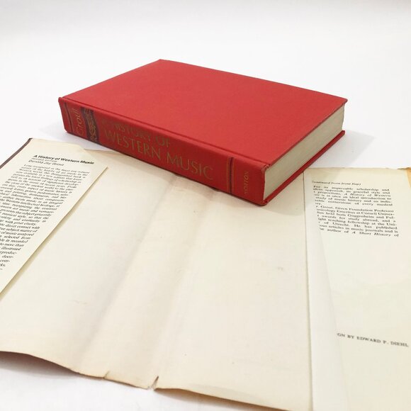 A History of Western Music Donald Jay Grout HBDC Revised Edition 818 pages 1973 - Picture 3 of 11